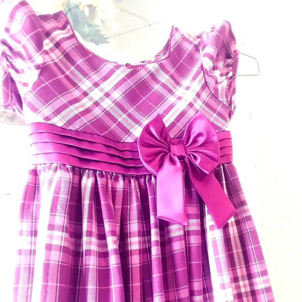 Beautiful Girls PinkBow Dress size 7